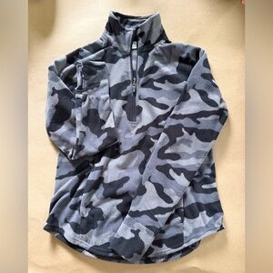 Old Navy Gray & Black Camo Half-Zip Fleece Pullover